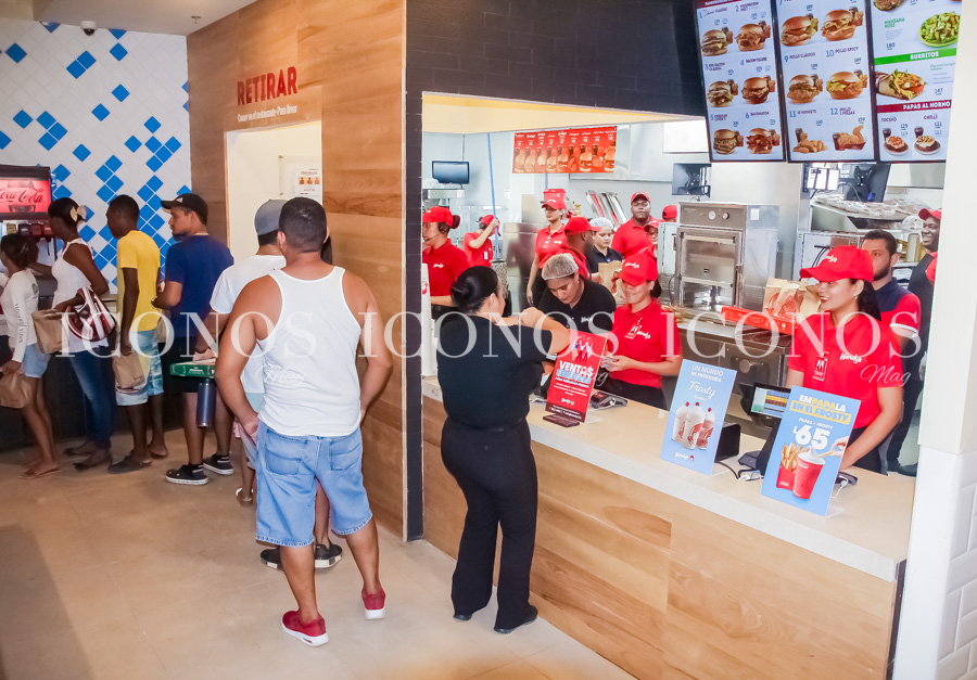 Inauguración Novaplaza La Ceiba