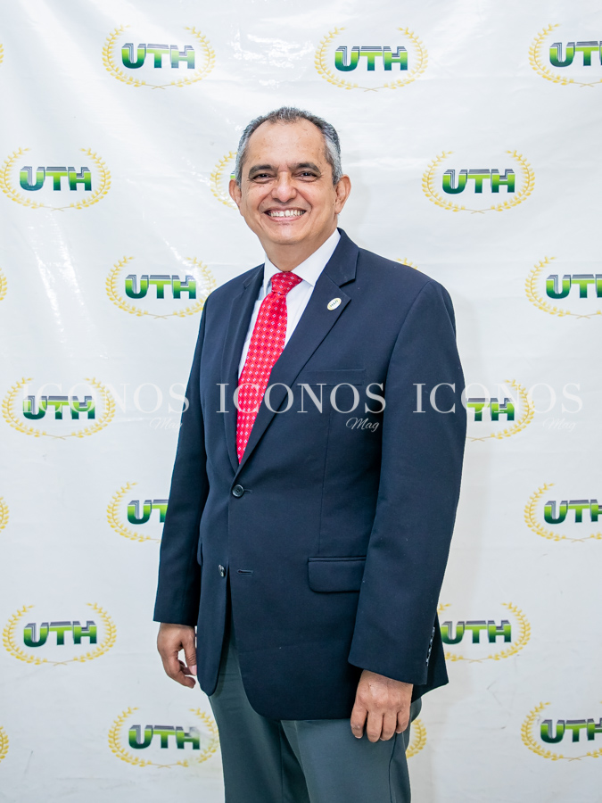 Inteligencia artificial para la educación by UTH Honduras