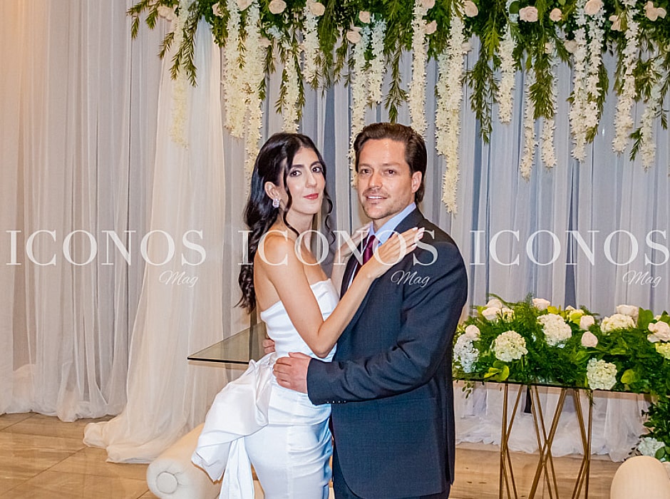 PORTADA Boda Bendeck Haeussler-min