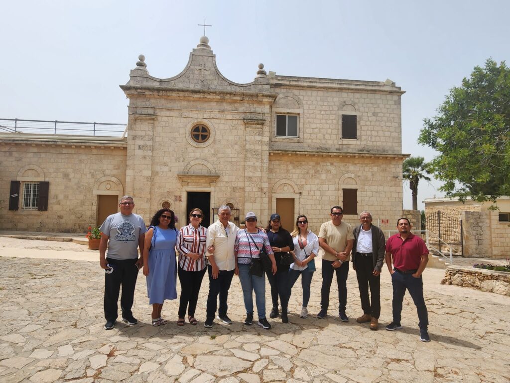 Tour de actividades gira académica UCENM por Israel (1)