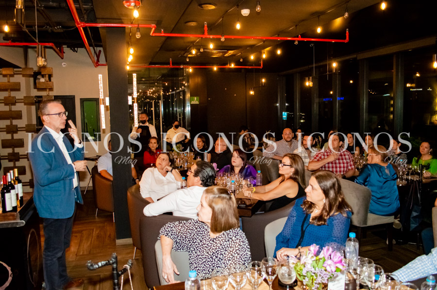 Wine & Dine Distrito 5 gastrobar