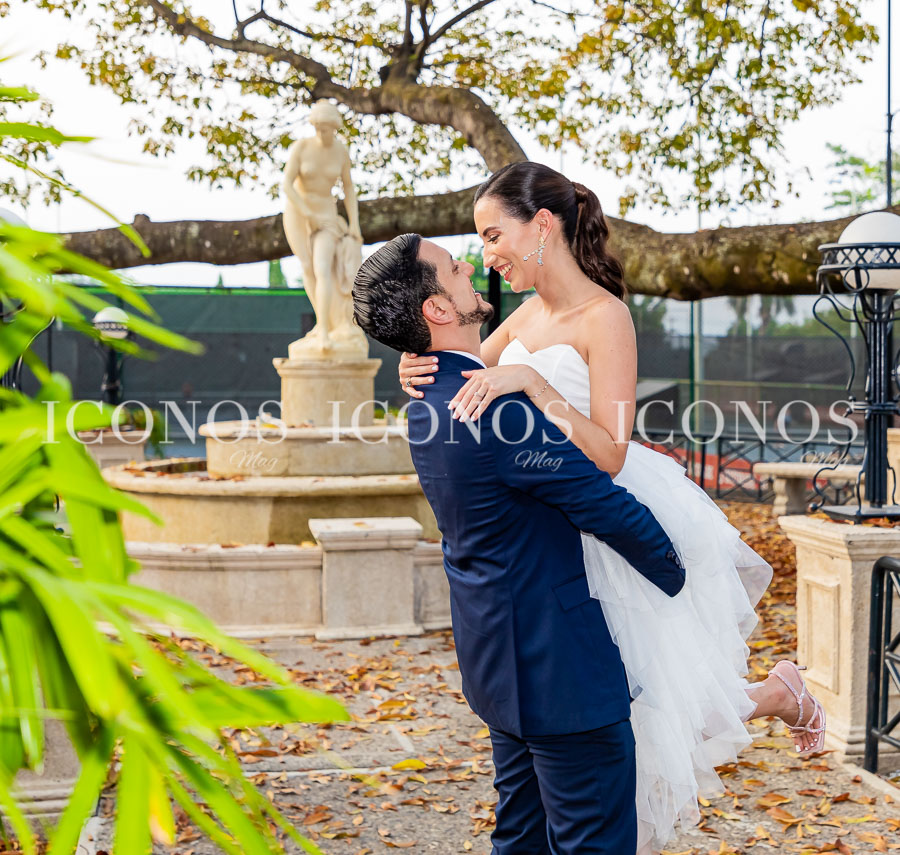 Boda civil María Izaguirre y José Madrigal (1)