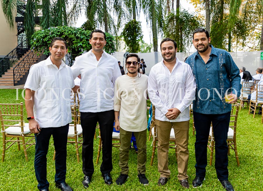 Boda civil María Izaguirre y José Madrigal (1)