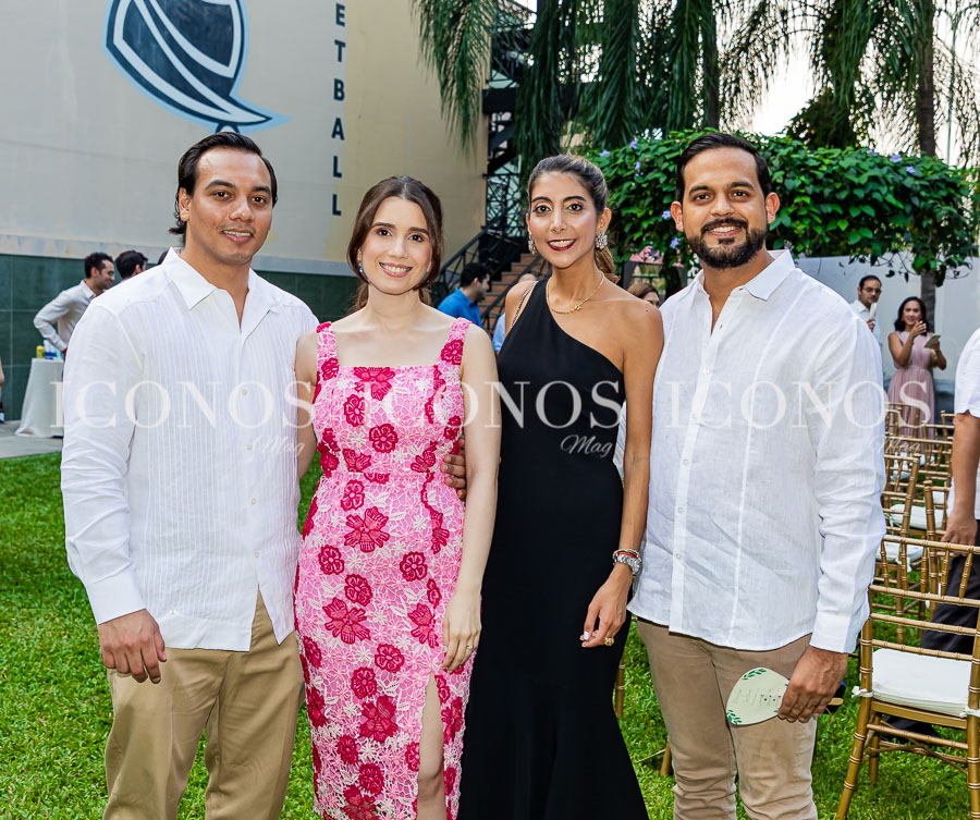 Boda civil María Izaguirre y José Madrigal (1)