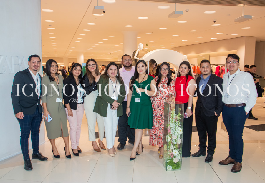 Corte de listón reapertura Zara en Mall Multiplaza Tegucigalpa