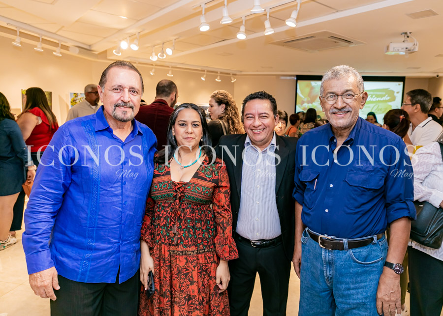 Exposición fotográfica Escribiendo con Luz by Foto Club Honduras San Pedro Sula