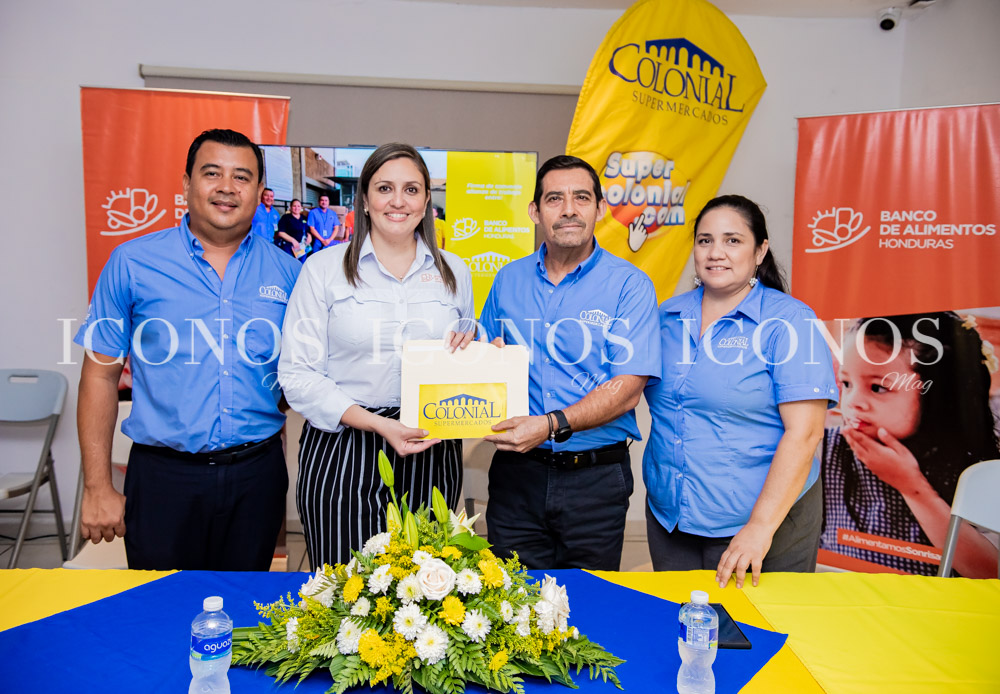 Firma convenio Supermercados Colonial Banco de Alimentos (1)