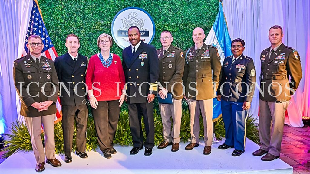Fiesta 4 de julio 2023 embajada Estados Unidos