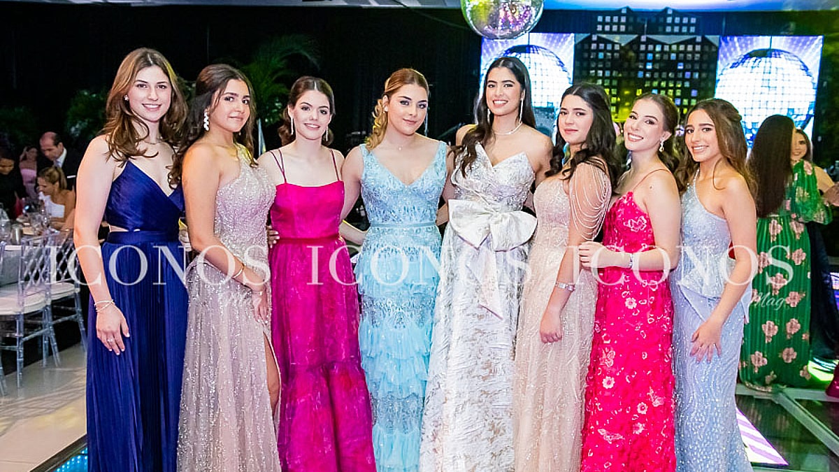 especial graduaciones 2023