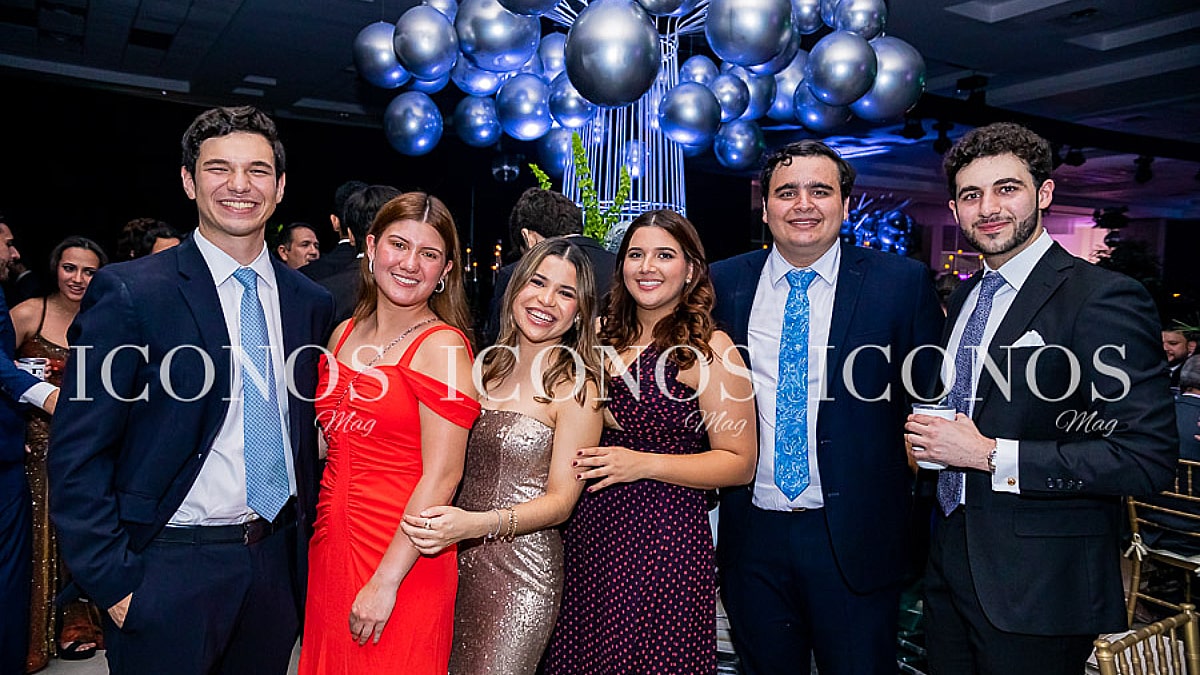 especial graduaciones 2023