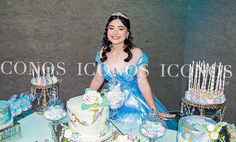 PORTADA Quince años Hanna (3)-min