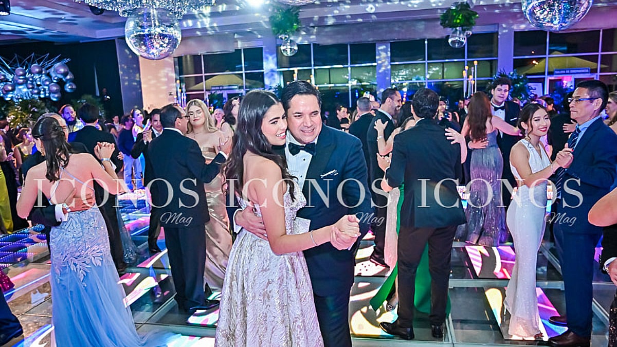 especial graduaciones 2023