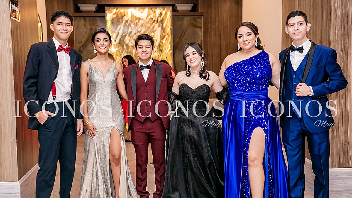 especial graduaciones 2023