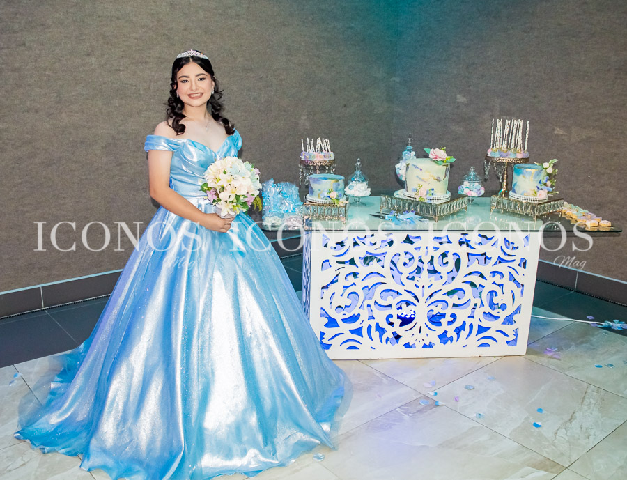 Quince años Hanna Paredes (1)