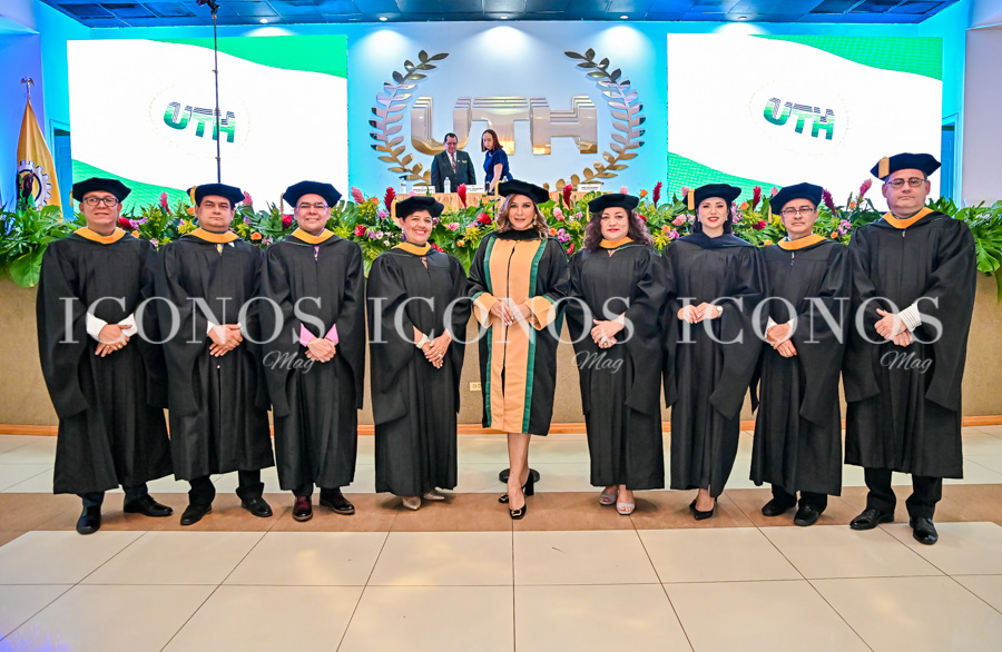 La 51 graduación 2023 by UTH Honduras campus San Pedro Sula