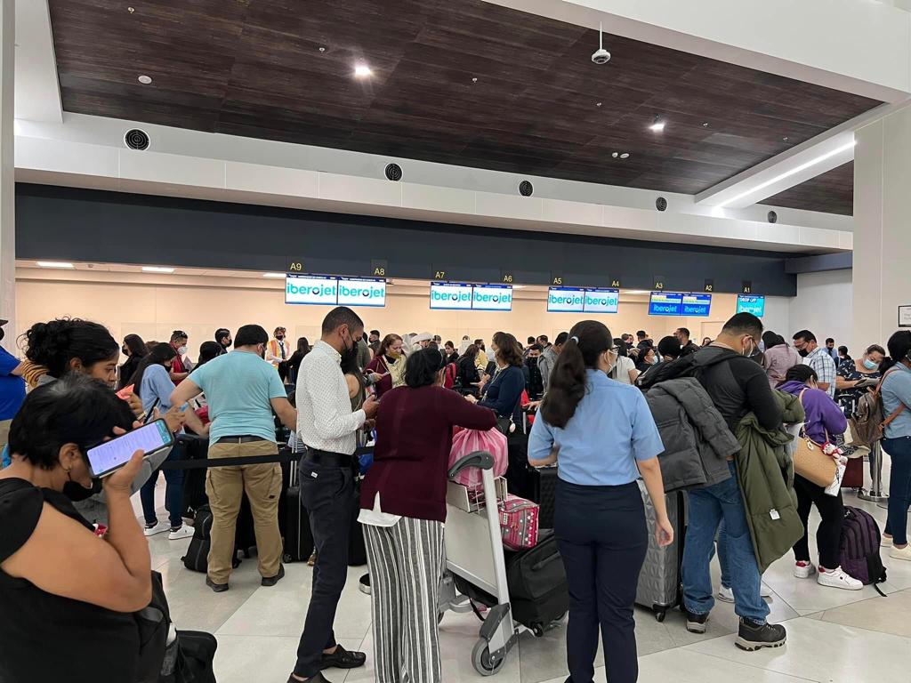 Aeropuerto Internacinal Palmerola (4)