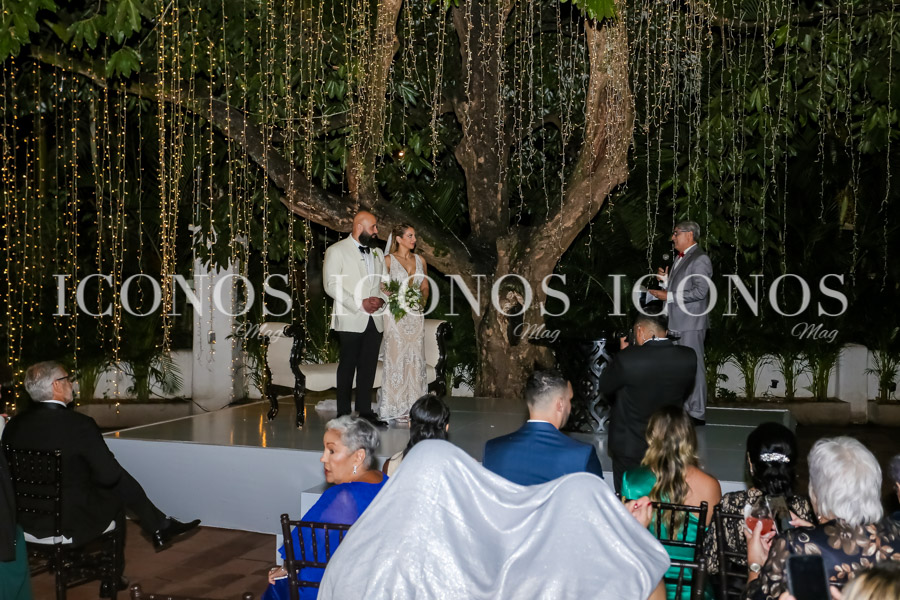 Deyna Espinosa y Carlos Salgado