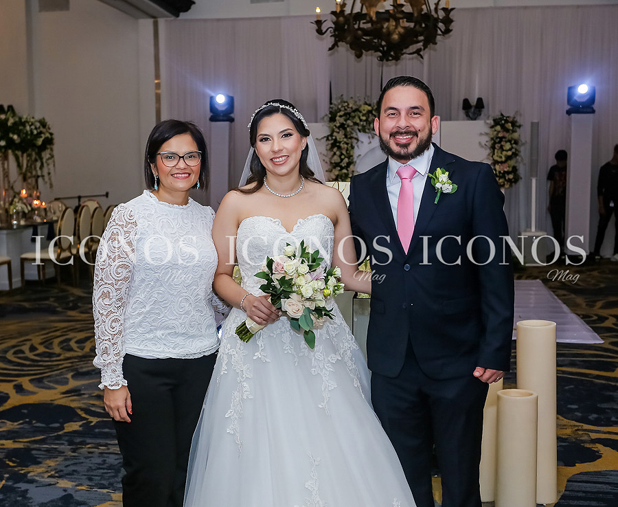 Boda Karen Moradel y Ángel Andreakis