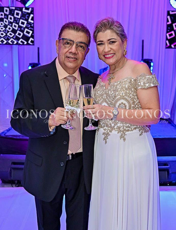 Boda de Lourdes Victoria Villatoro Hall y Eraclito Juarez Zeron 1