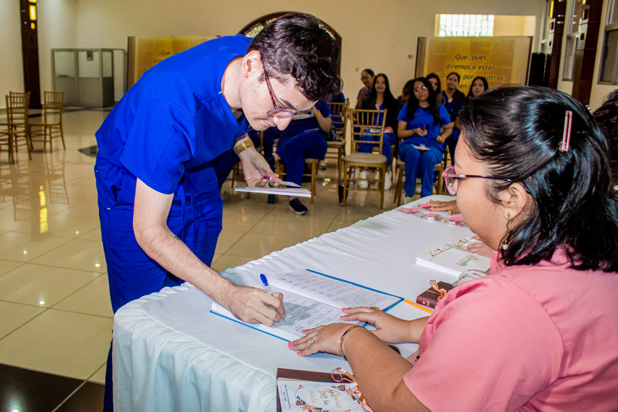 Carrera de nutrición Colegiación provisional UCENM San Pedro Sula (1)