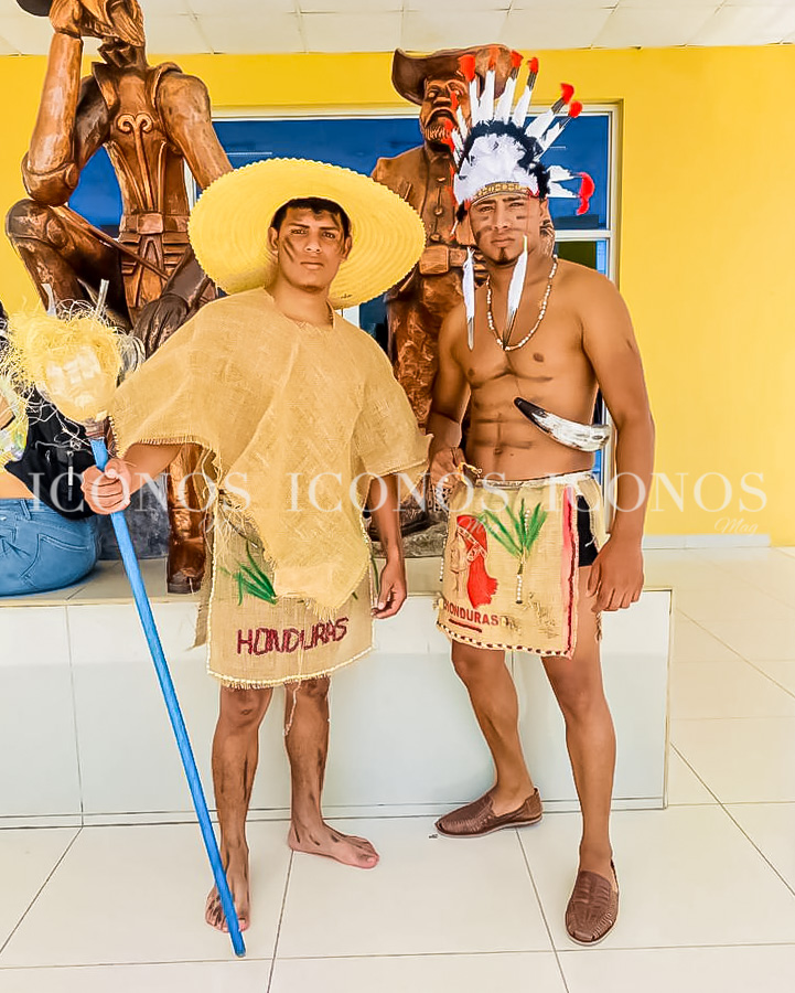 Celebración Día del Cacique Lempira UCENM campus Juticalpa