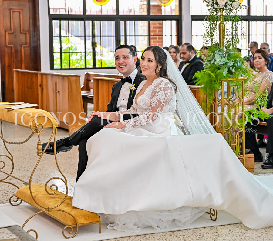 Boda Giselle Férez Bueso y Renán Núñez Ocampo