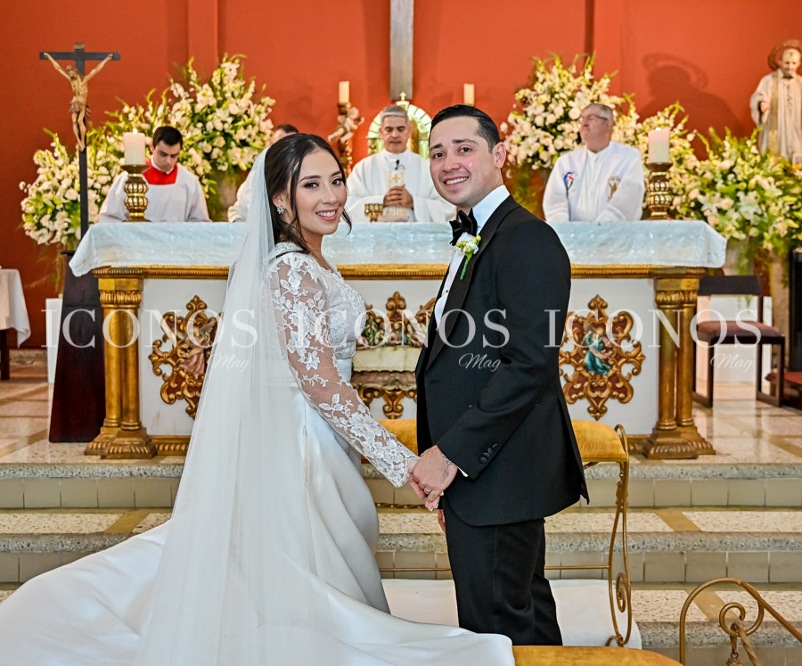 Boda Giselle Férez Bueso y Renán Núñez Ocampo