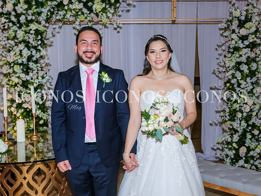 Karen Moradel y Ángel Andreakis