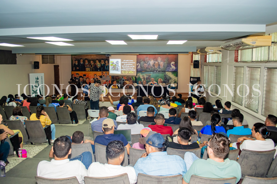 Conferencia Inteligencia Artificial & Ciber Seguridad by UTH Honduras