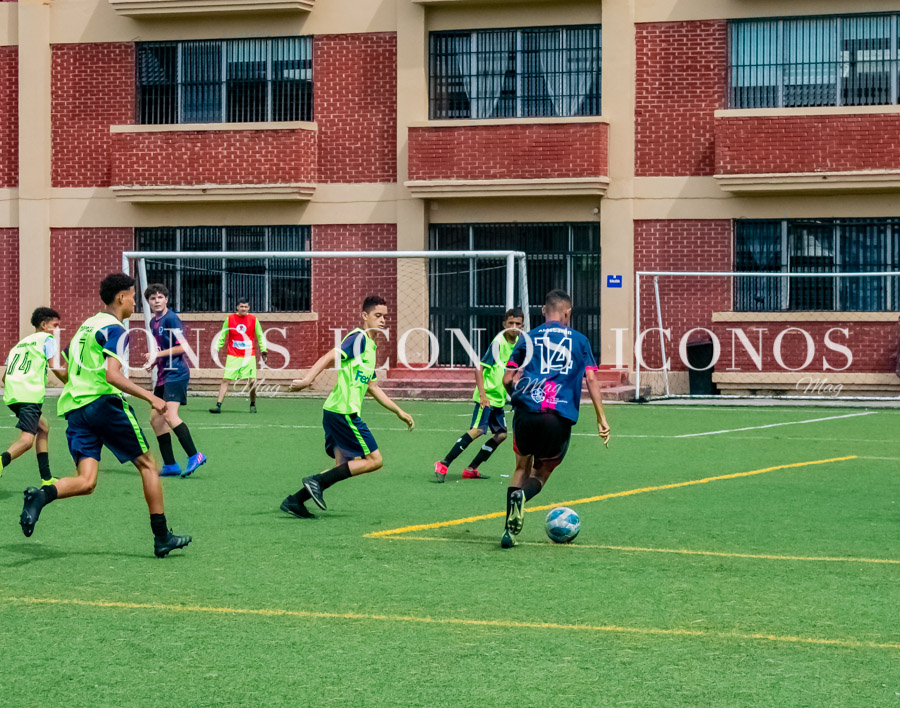 Copa Centenario Jugando Por la Educación by Grupo Flores