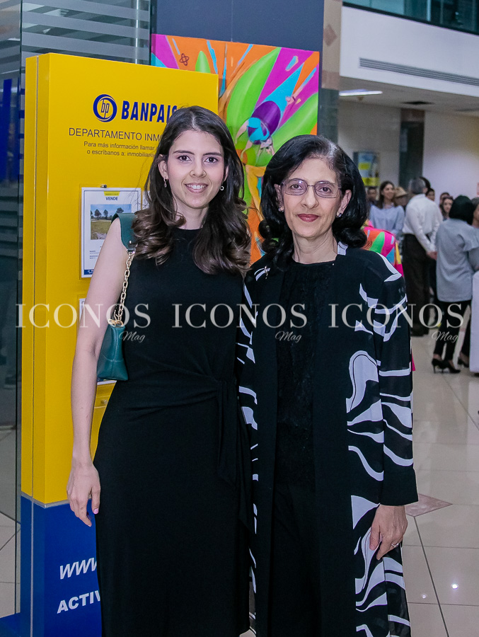 Exposicion de arte Mi ciudad de los Zorzales 2023 by Banco del Pais Banpais