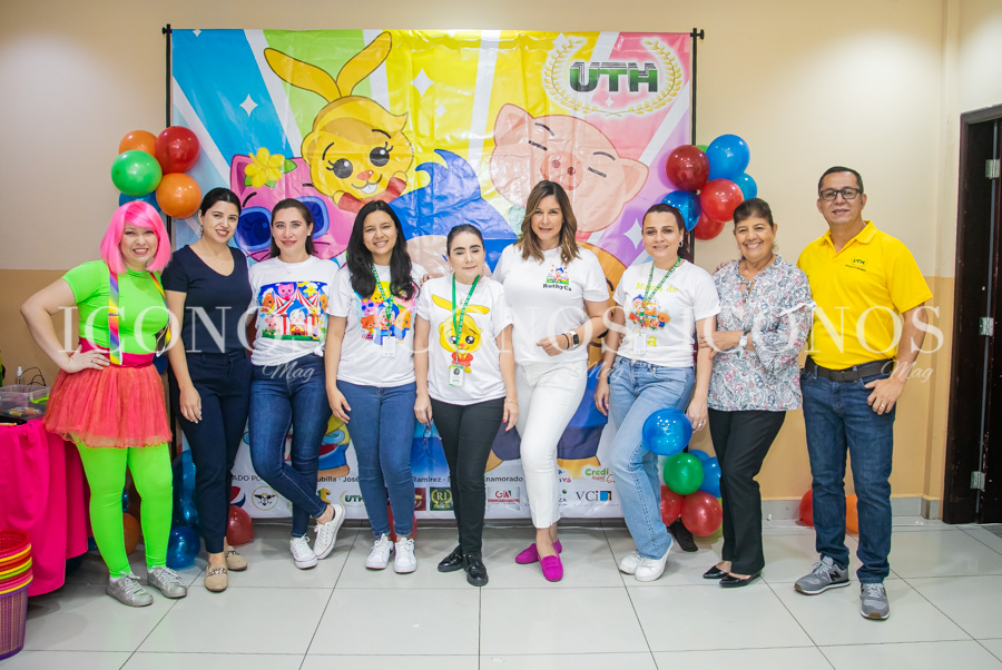 Jornada de vacunación by SESAL UTH Honduras (24)