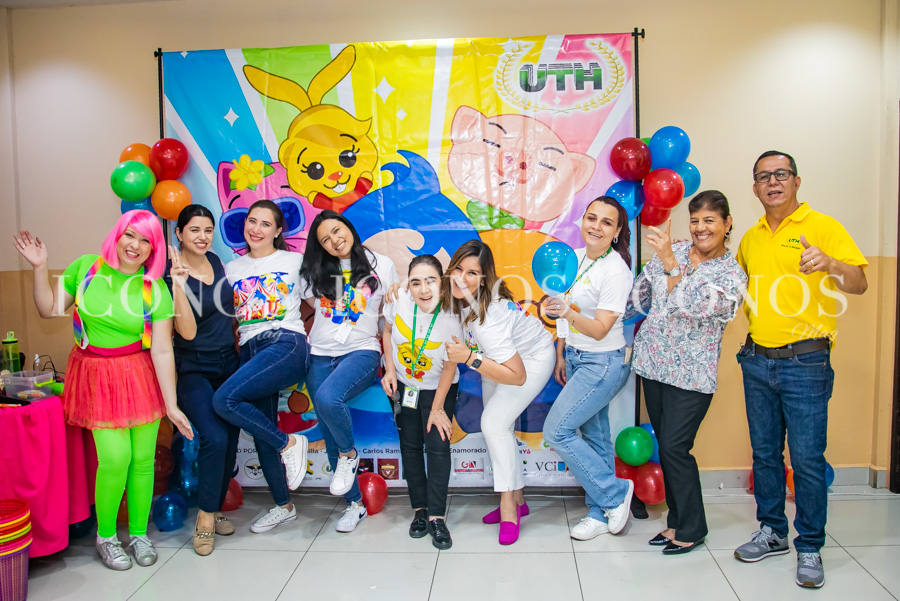 Jornada de vacunación by SESAL UTH Honduras (24)