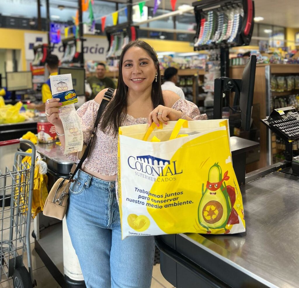 Movimiento amarillo Supermercados Colonial (1)