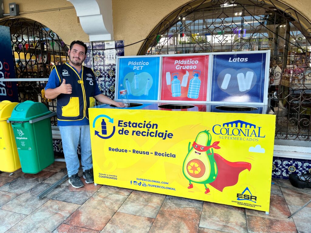 Movimiento amarillo Supermercados Colonial (1)