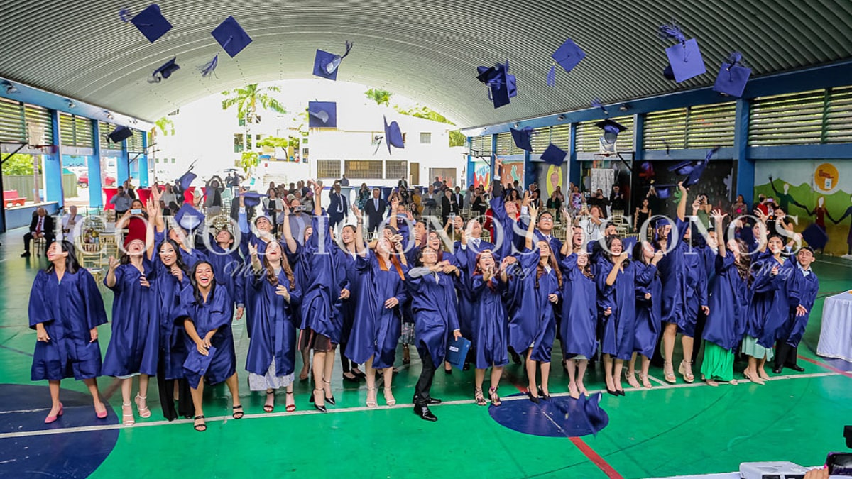 especial graduaciones 2023