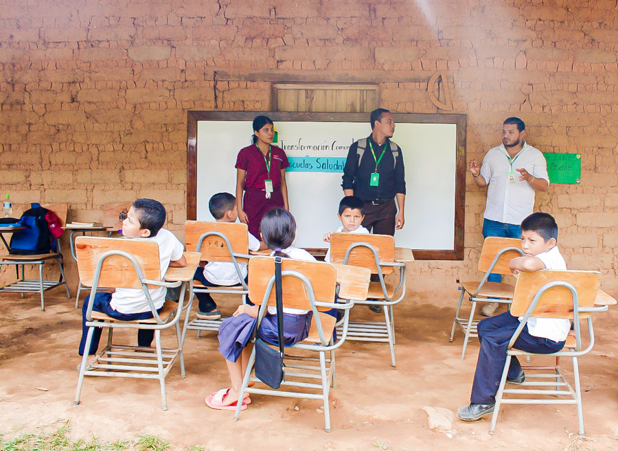 Práctica profesional Kelin Abigaíl Hernández UCENM Honduras
