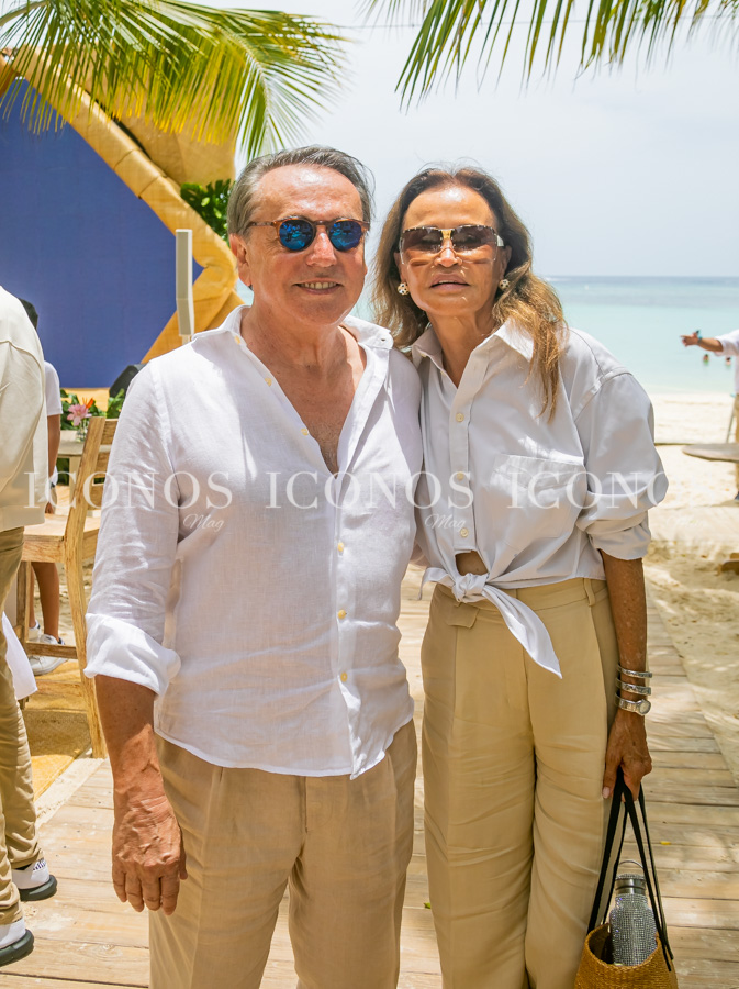 Quince aniversario CM Airlines (1)
