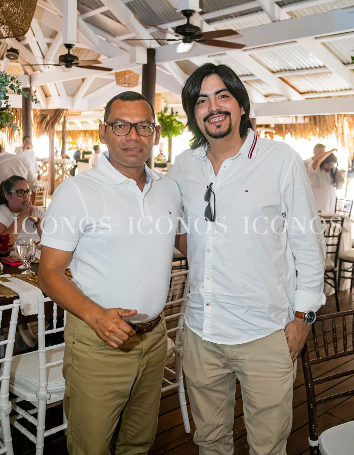 Quince aniversario CM Airlines (1)