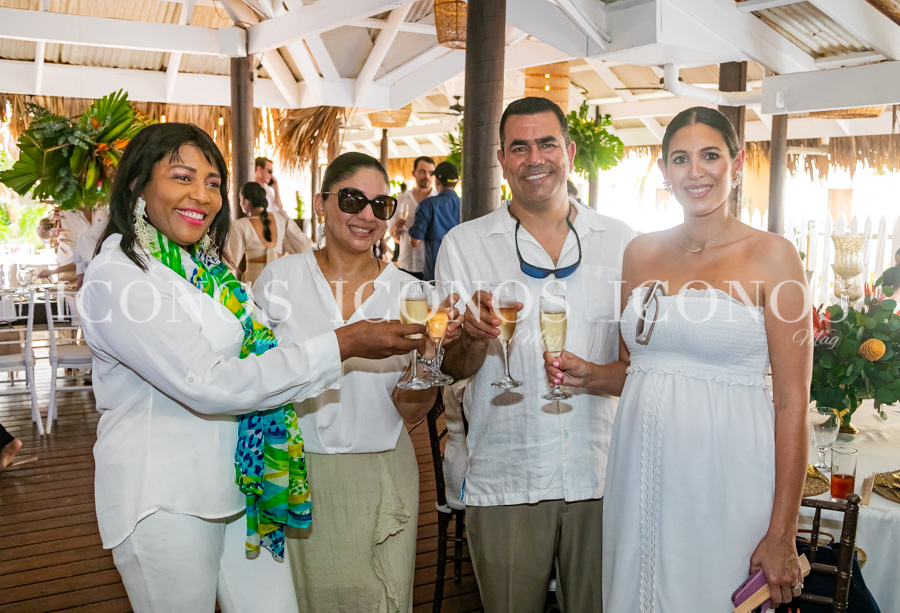 Quince aniversario CM Airlines (1)