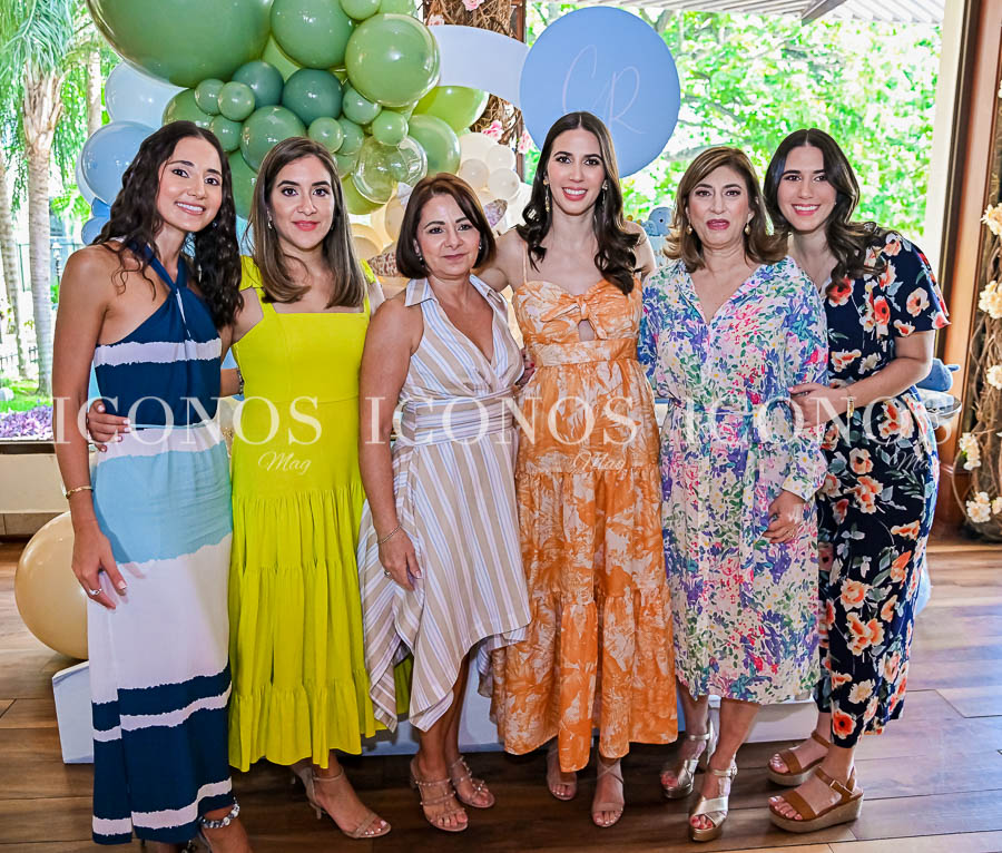 Baby shower Angie Andonie de Pineda