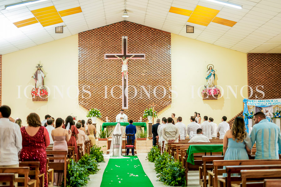 Boda Carolina Rosales y Nasry Handal en Puerto Cortés Honduras