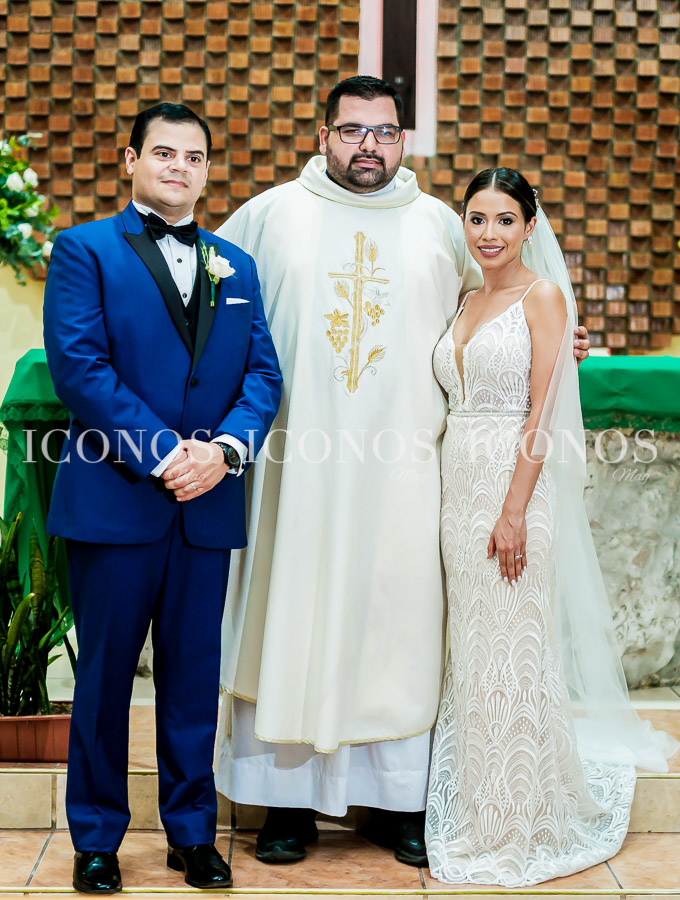 Boda Carolina Rosales y Nasry Handal en Puerto Cortés Honduras