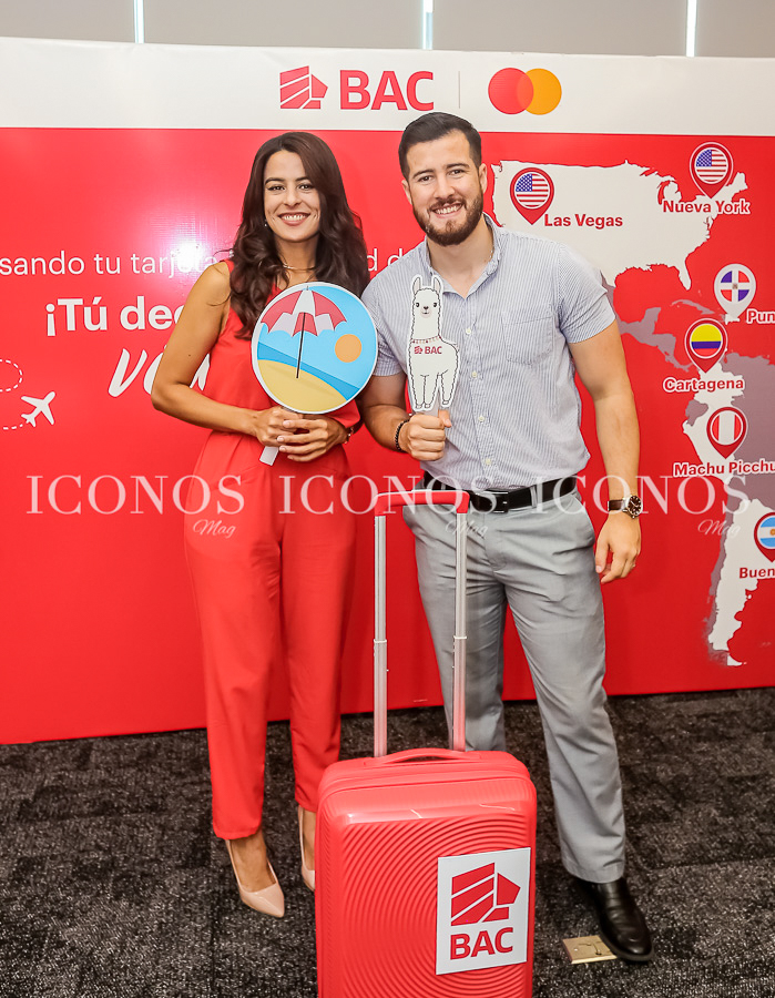 Campaña Tú Decides Donde Viajar by BAC y Mastercard