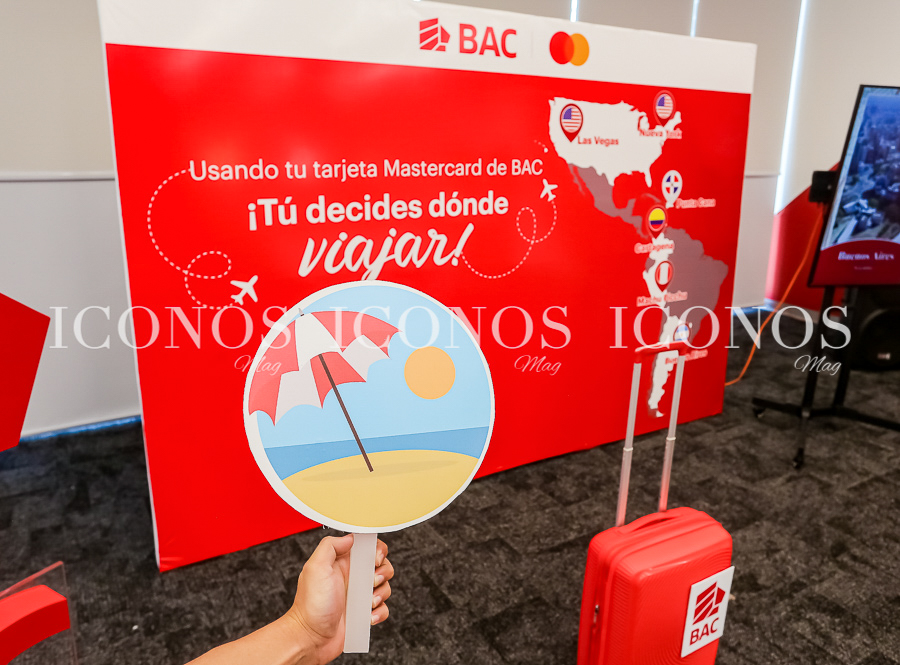 Campaña Tú Decides Donde Viajar by BAC y Mastercard