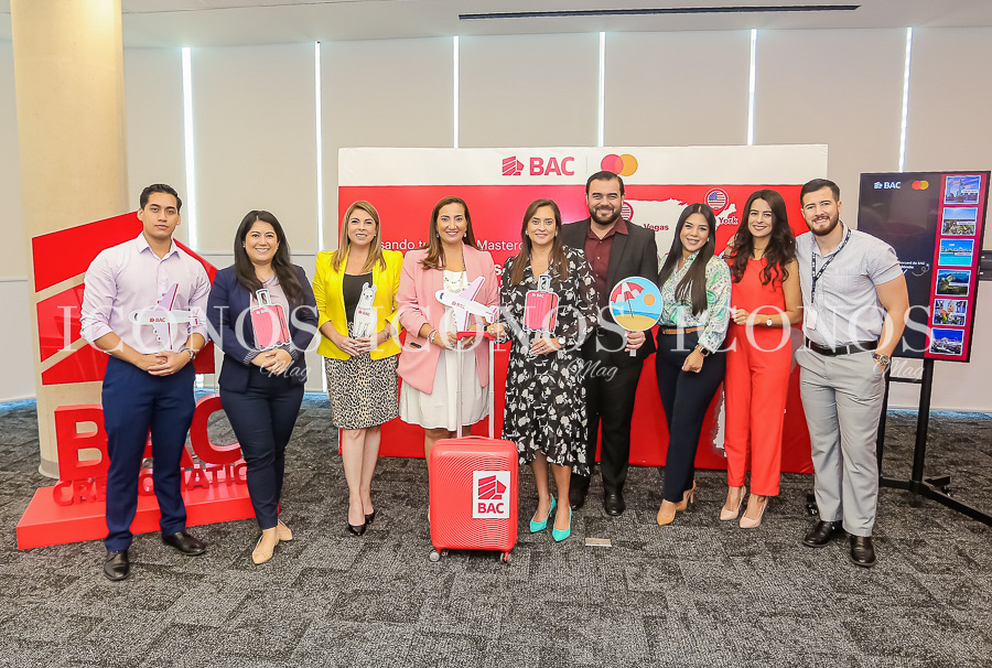 Campaña Tú Decides Donde Viajar by BAC y Mastercard