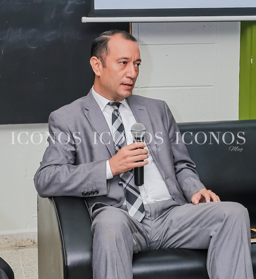 La Política de Libre Competencia en Honduras by UTH Tegucigalpa