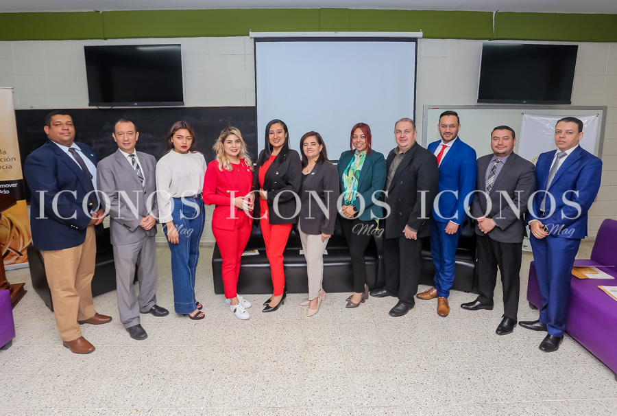 La Política de Libre Competencia en Honduras by UTH Tegucigalpa