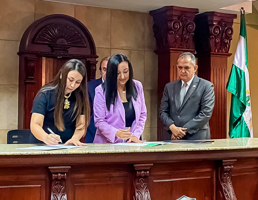 Convenio UTH y Secretaria de Transparencia y lucha contra la Corrupción