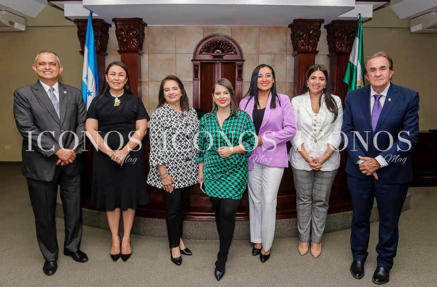 Convenio UTH y Secretaria de Transparencia y lucha contra la Corrupción